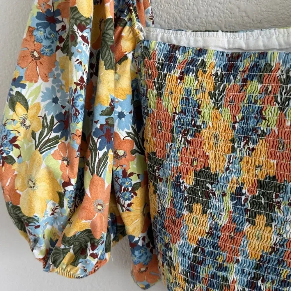 Abercrombie & Fitch Floral Puff Sleeve Blouse Back Smocking Large